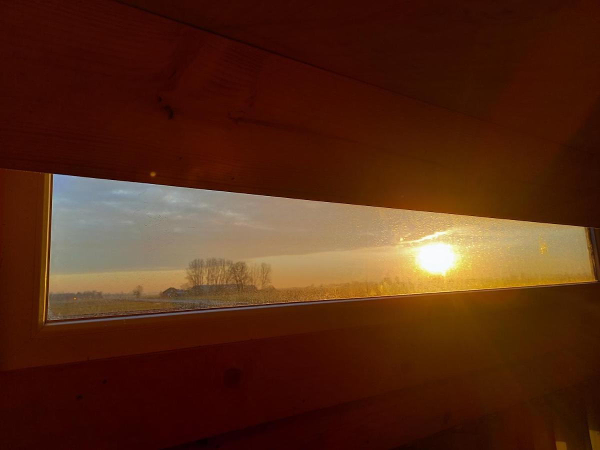 Tiny House Het Polderhuisje Streefkerk 外观 照片
